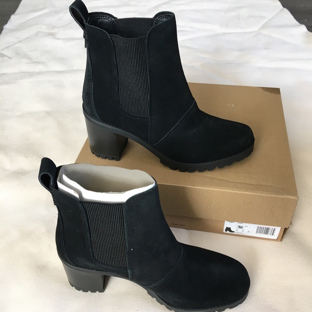 UGG HAZEL SUEDE BOOTS